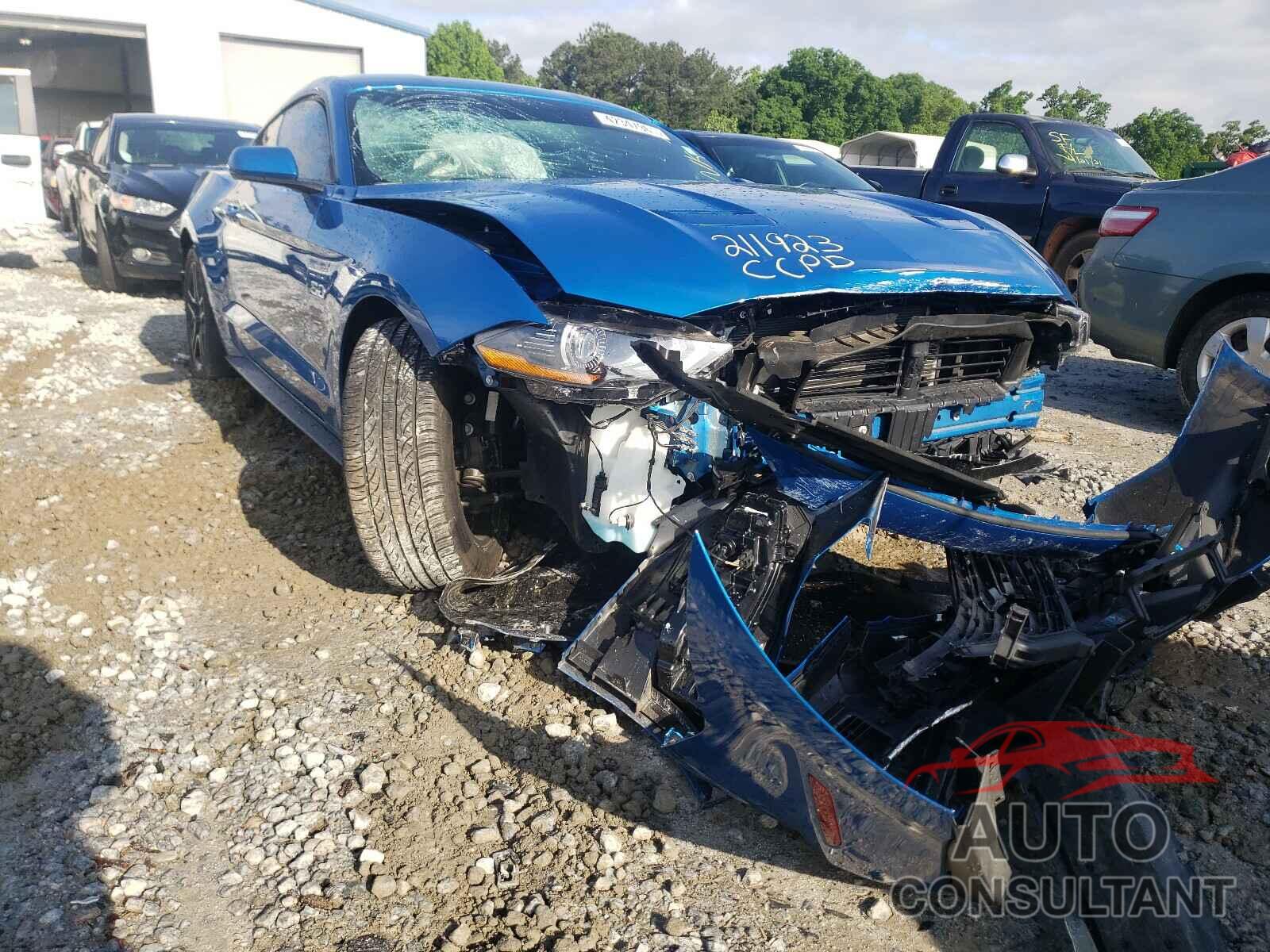 FORD MUSTANG 2019 - 1FA6P8CF3K5166190