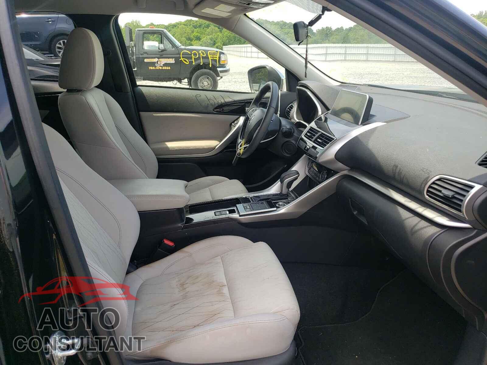 MITSUBISHI ECLIPSE 2019 - JA4AT5AA8KZ002152