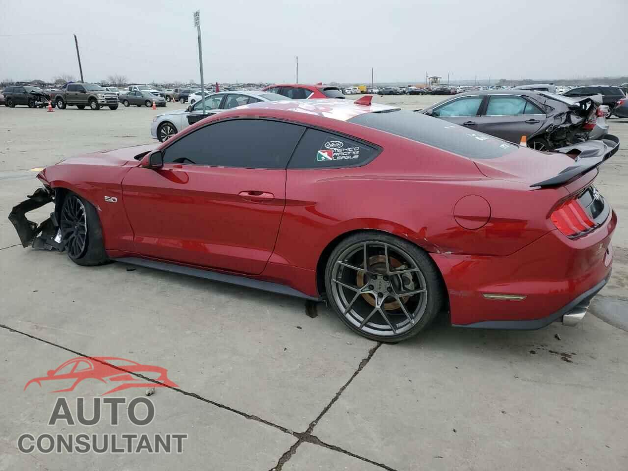 FORD MUSTANG 2021 - 1FA6P8CFXM5115675
