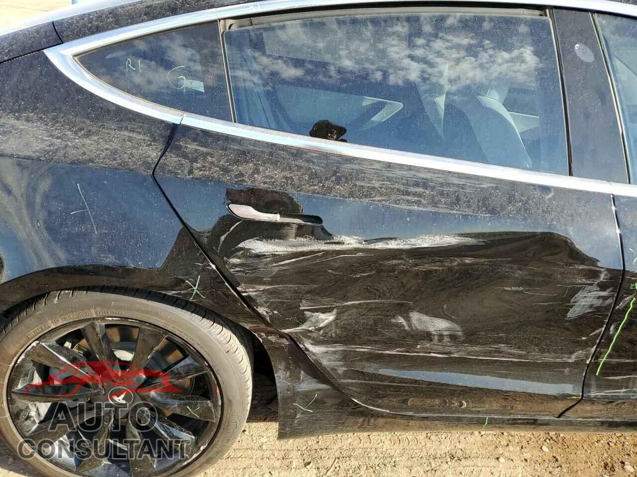 TESLA MODEL 3 2018 - 5YJ3E1EA8JF171331