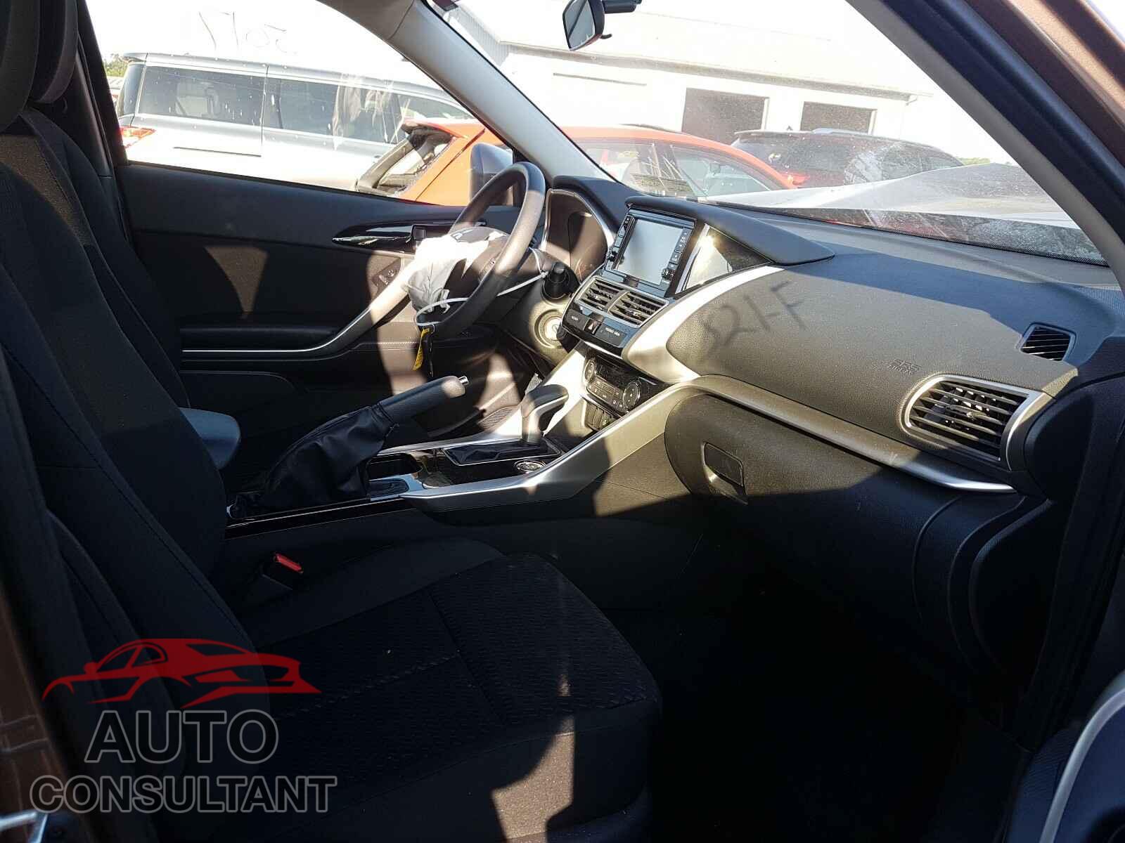 MITSUBISHI ECLIPSE 2019 - JA4AT3AA0KZ017488