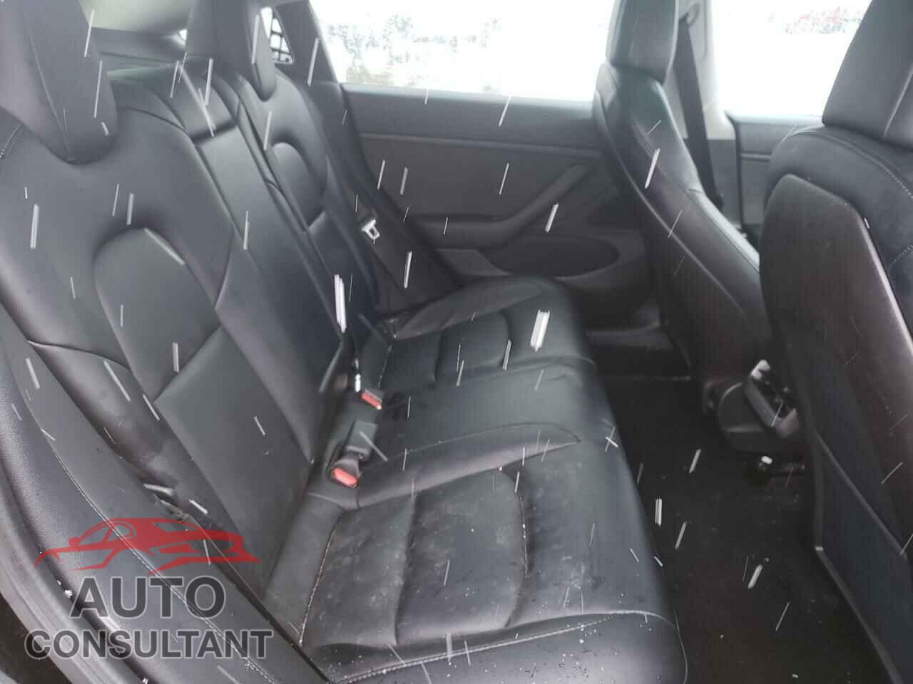 TESLA MODEL 3 2020 - 5YJ3E1EBXLF721995