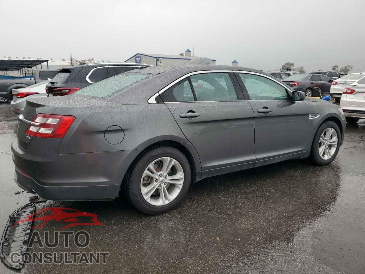 FORD TAURUS 2015 - 1FAHP2E87FG188739