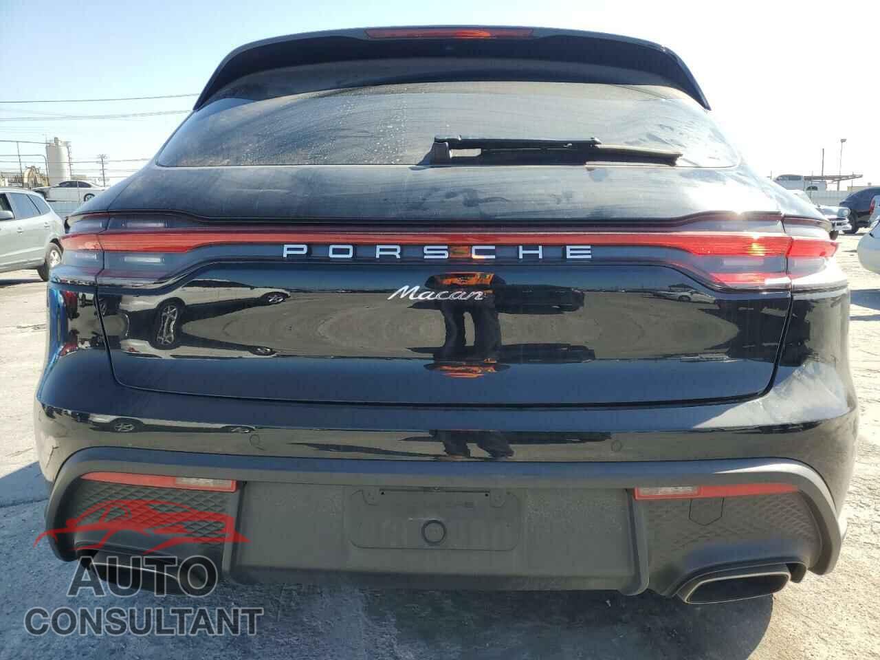 PORSCHE MACAN BASE 2023 - WP1AA2A50PLB01554
