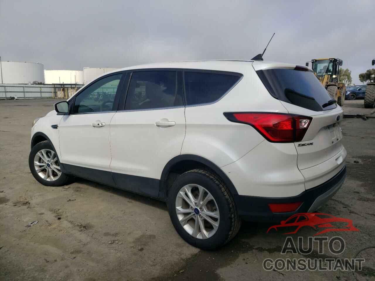 FORD ESCAPE 2019 - 1FMCU9GD0KUB92140