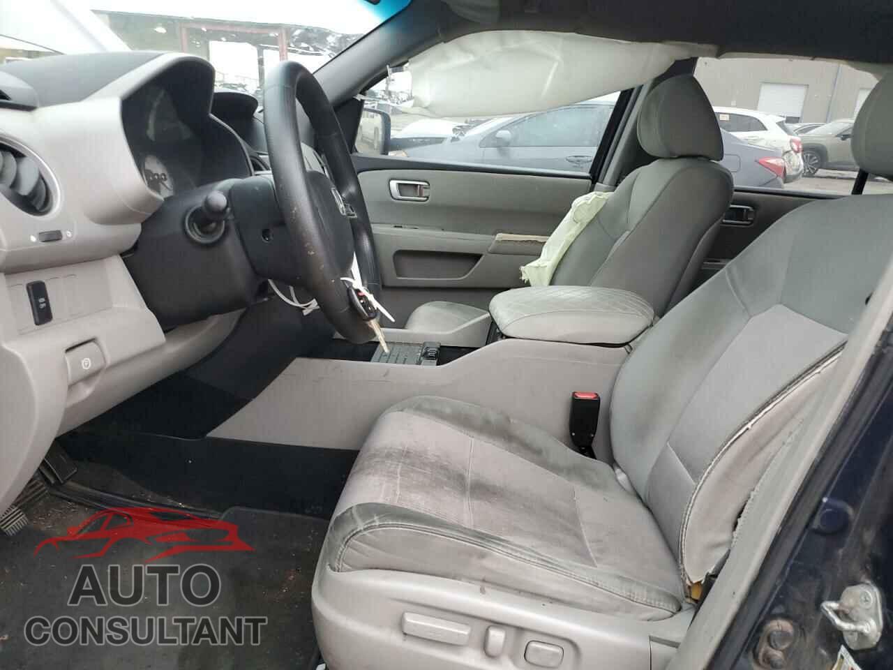 HONDA PILOT 2011 - 5FNYF3H46BB010952