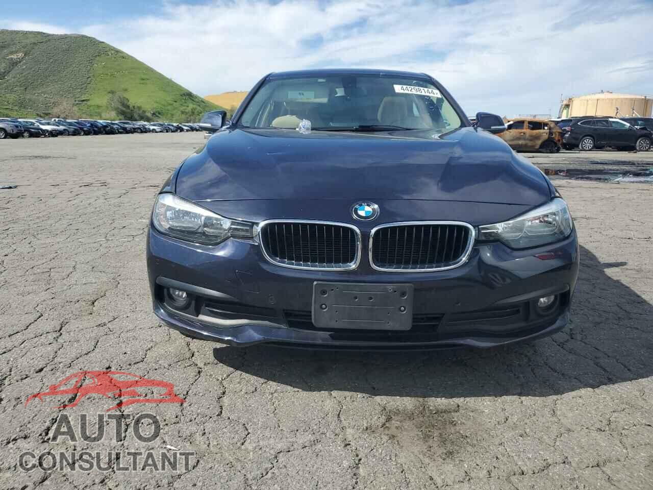 BMW 3 SERIES 2017 - WBA8A9C33HAC99791