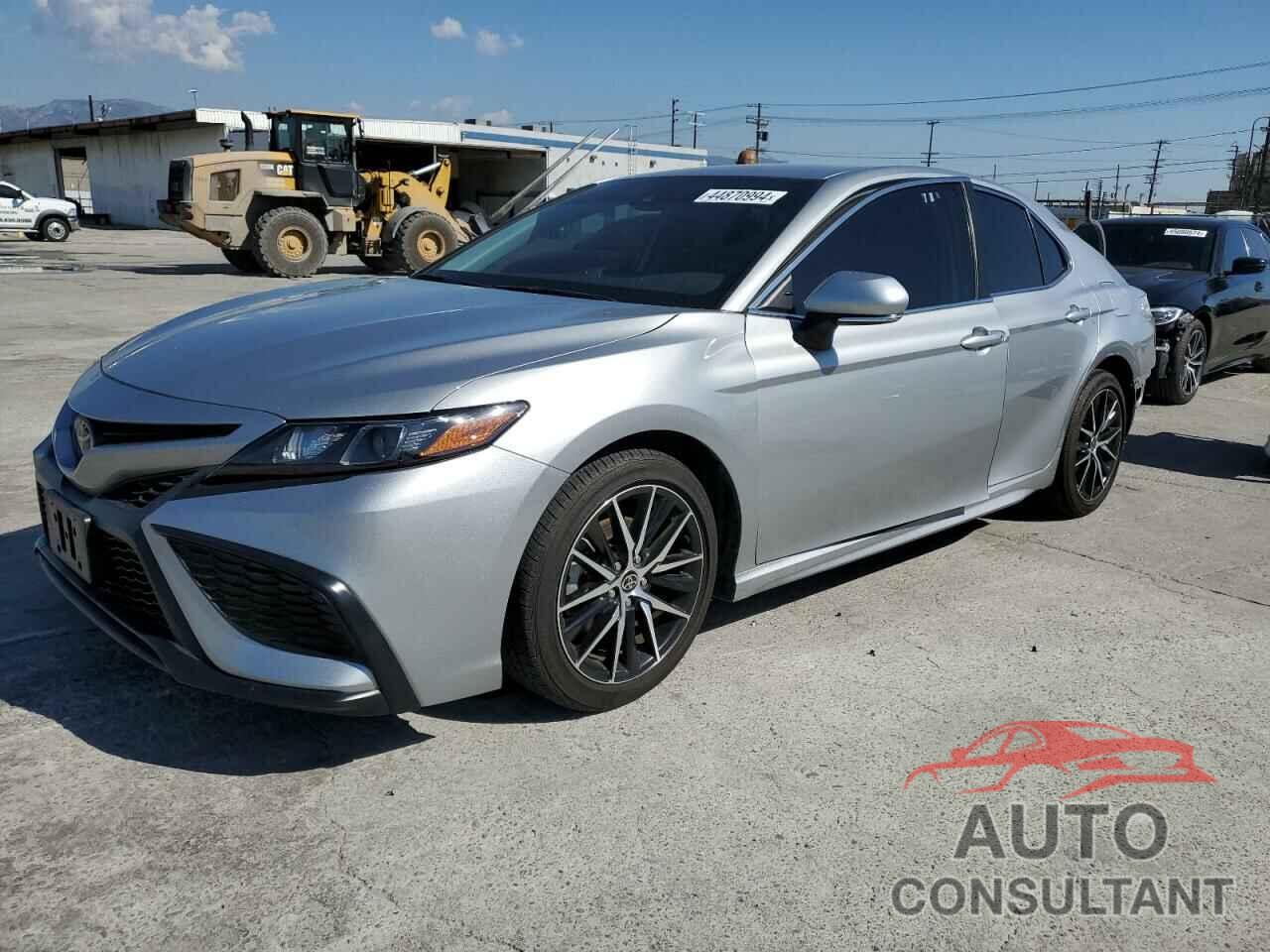 TOYOTA CAMRY 2022 - 4T1G11AK2NU043168