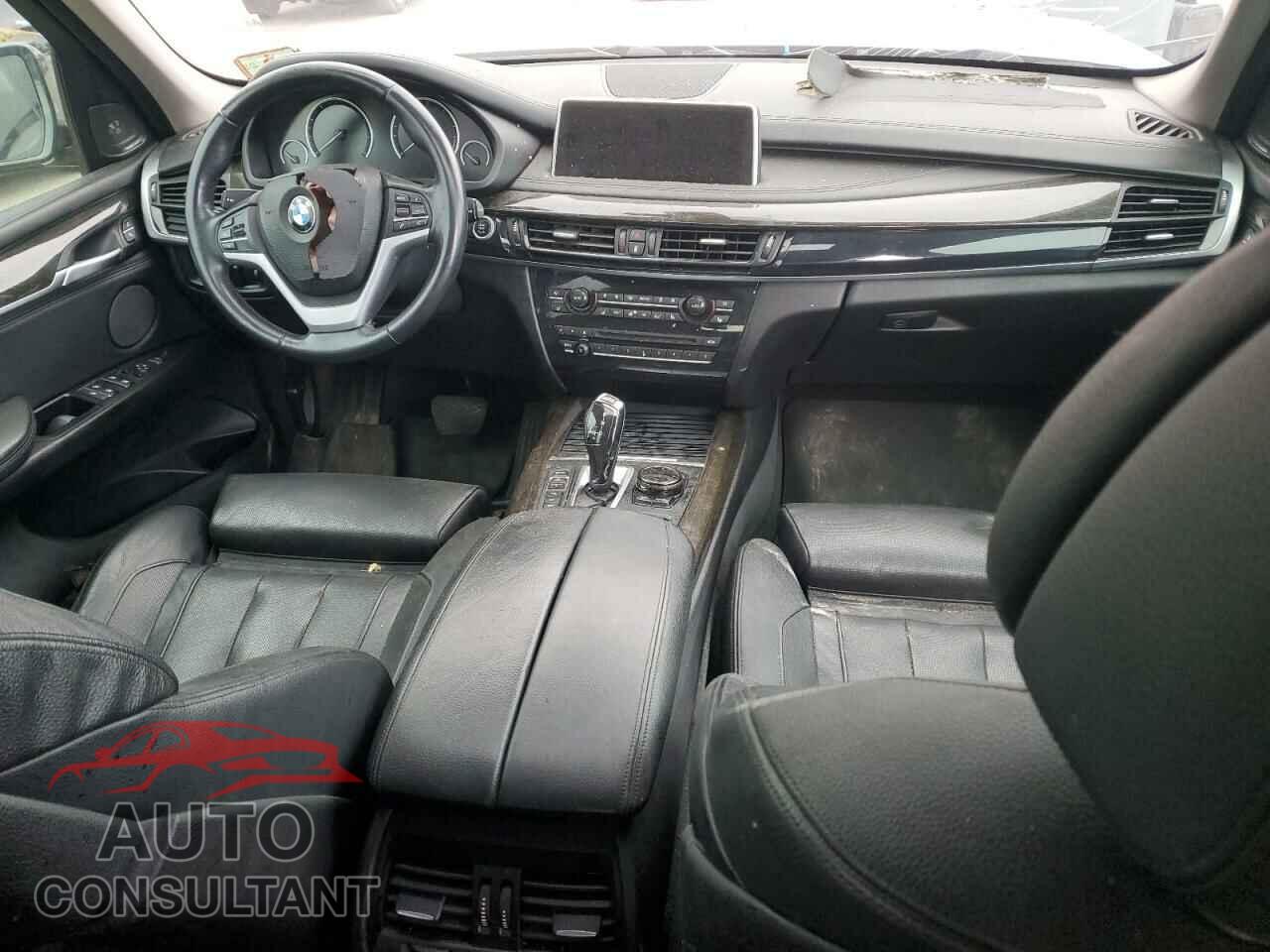 BMW X5 2015 - 5UXKR6C52F0J77911