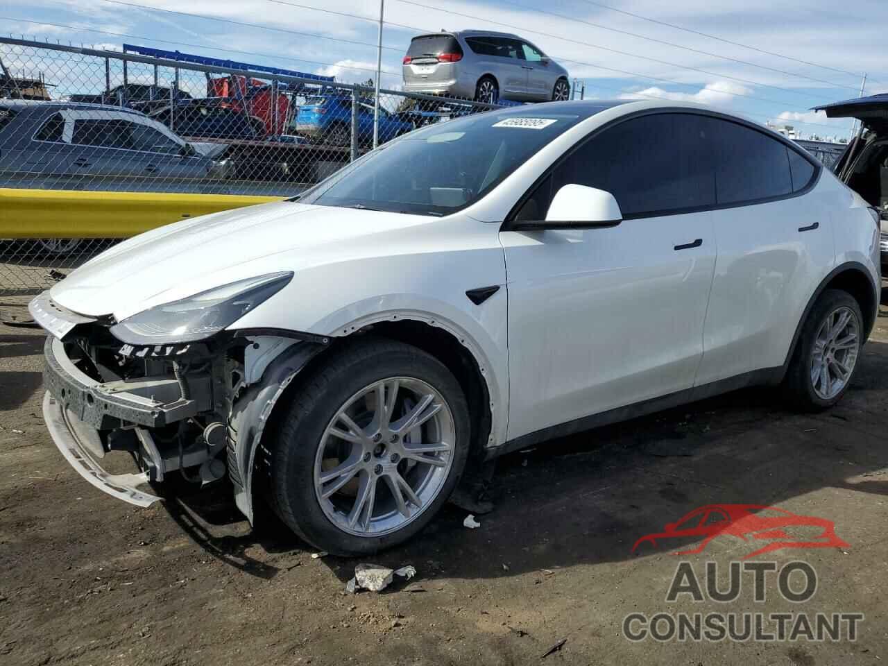 TESLA MODEL Y 2023 - 7SAYGDEE5PF664089
