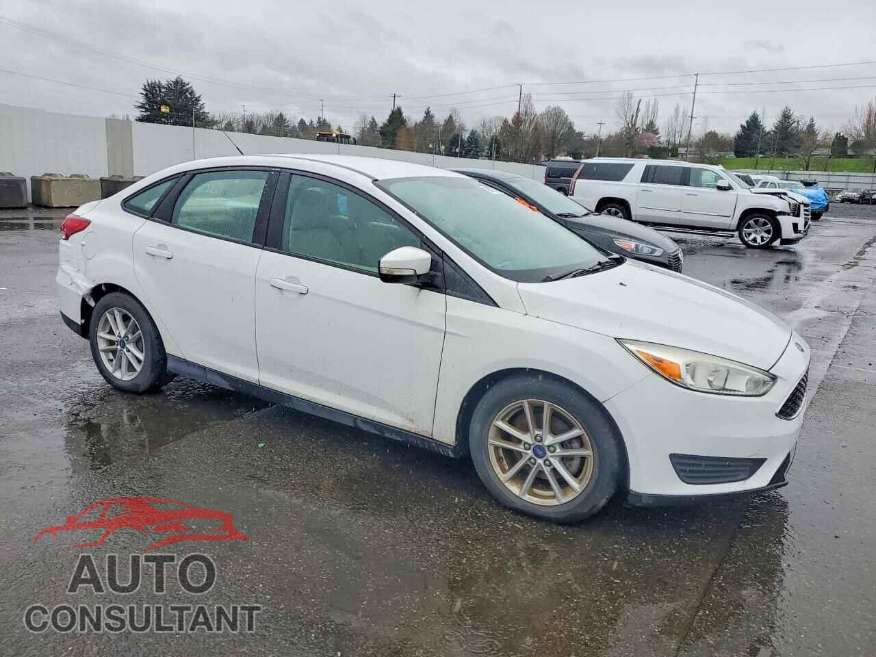 FORD FOCUS 2015 - 1FADP3F27FL250470