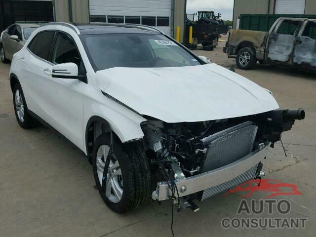MERCEDES-BENZ GLA 250 2018 - WDCTG4EB3JJ502114