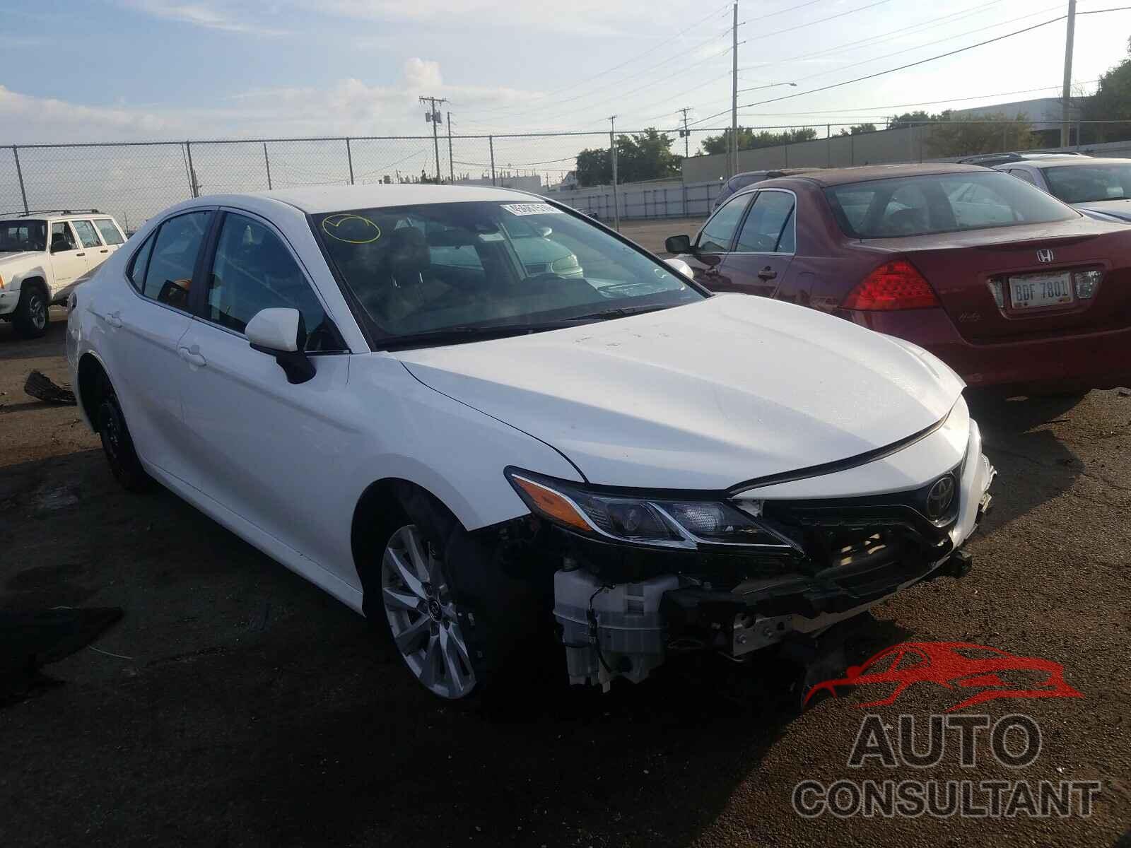 TOYOTA CAMRY 2019 - 4T1B11HK4KU741857