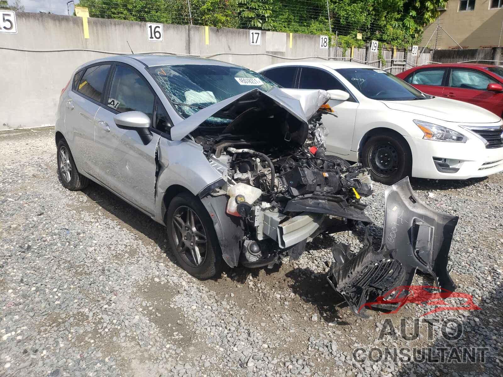 FORD FIESTA 2018 - 3FADP4EJ0JM110590