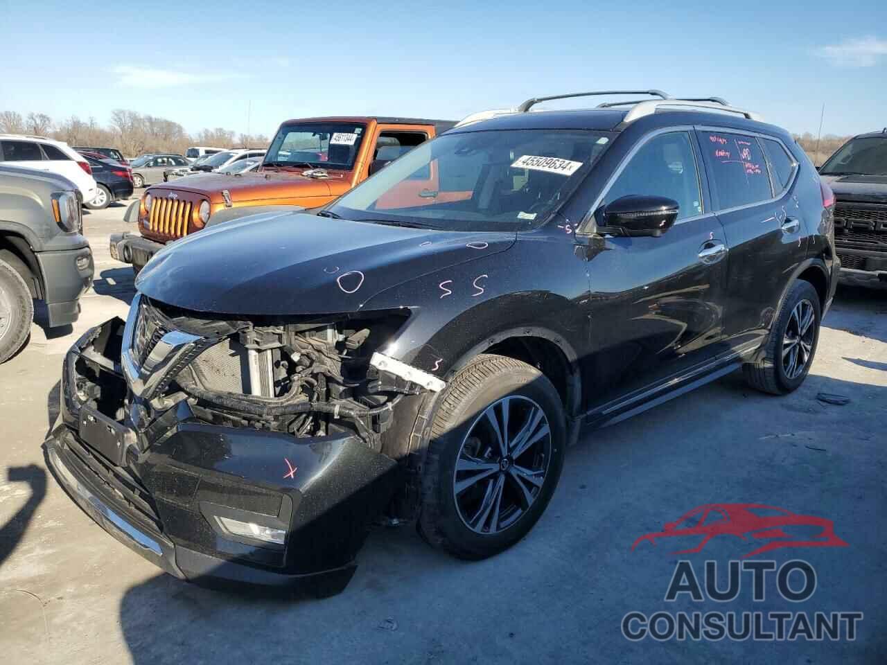 NISSAN ROGUE 2017 - 5N1AT2MV3HC871025