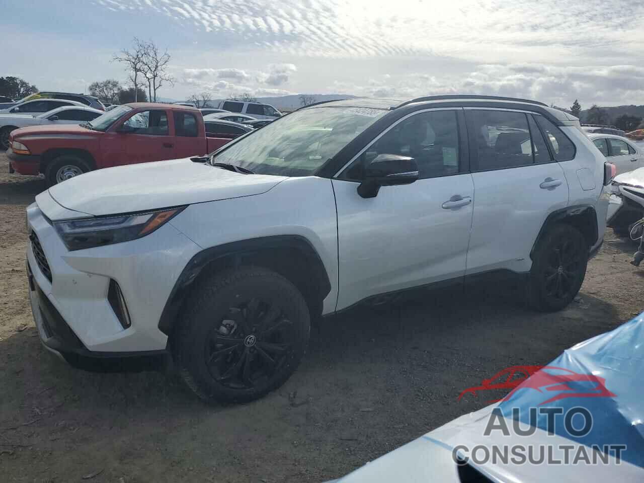 TOYOTA RAV4 2023 - JTME6RFVXPJ038352