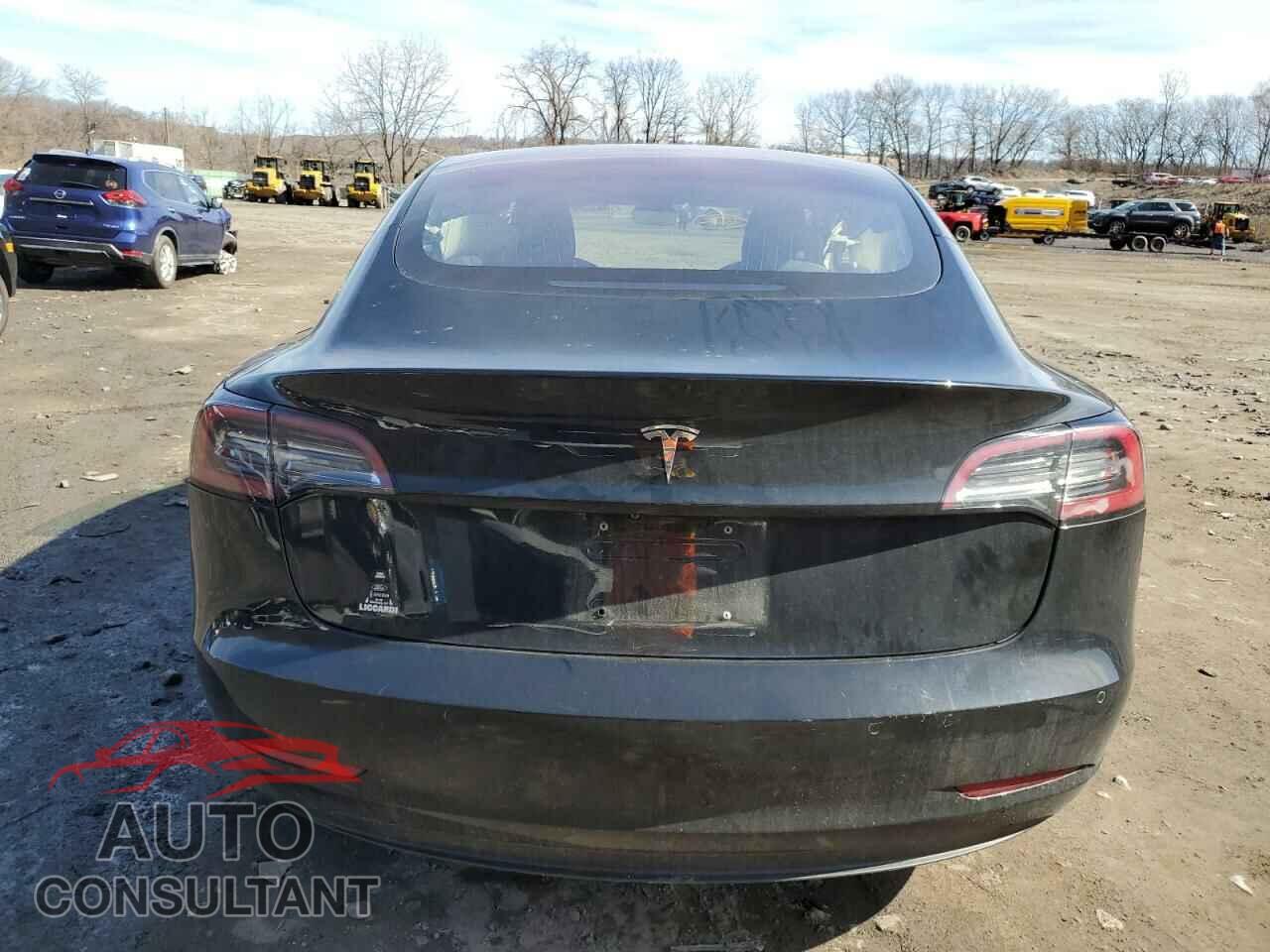 TESLA MODEL 3 2018 - 5YJ3E1EA7JF026202