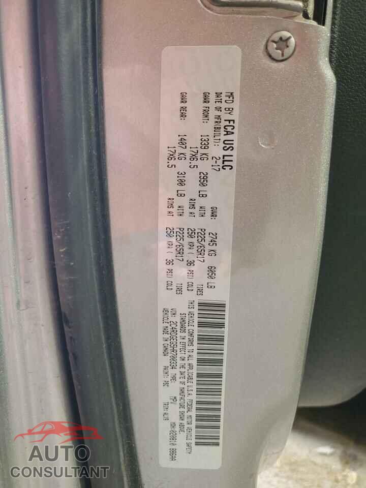 DODGE CARAVAN 2017 - 2C4RDGEG5HR700334
