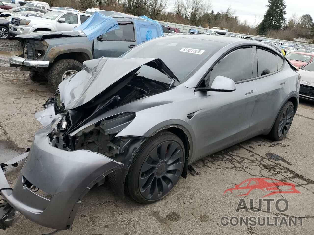 TESLA MODEL Y 2024 - 7SAYGDEF4RF152108