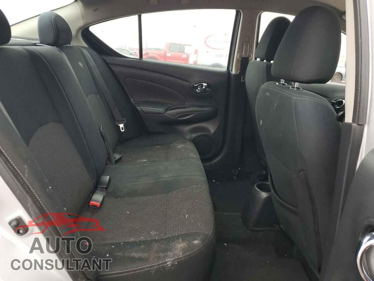 NISSAN VERSA 2019 - 3N1CN7AP3KL840799