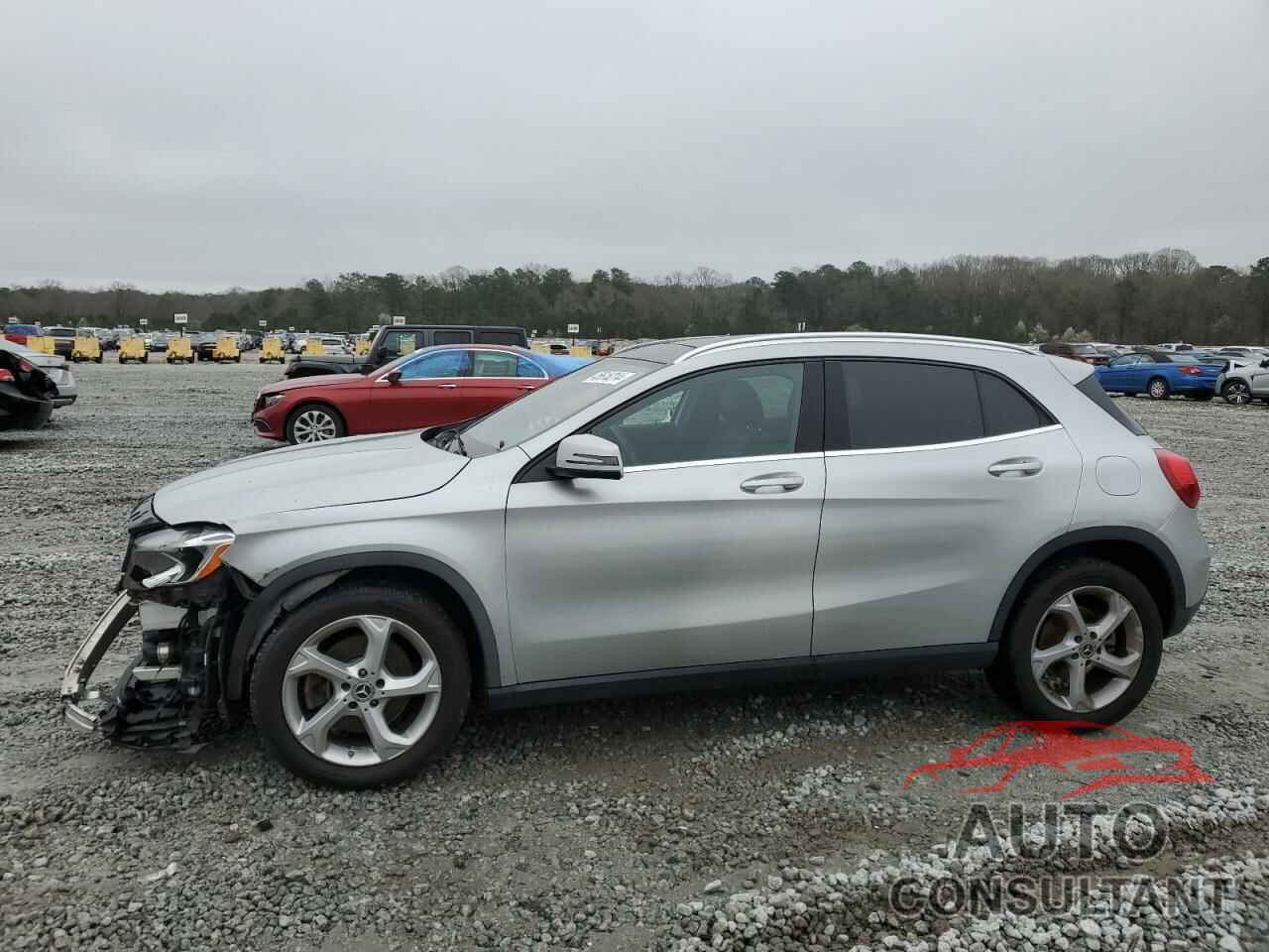 MERCEDES-BENZ GLA-CLASS 2018 - WDCTG4GB4JJ399167