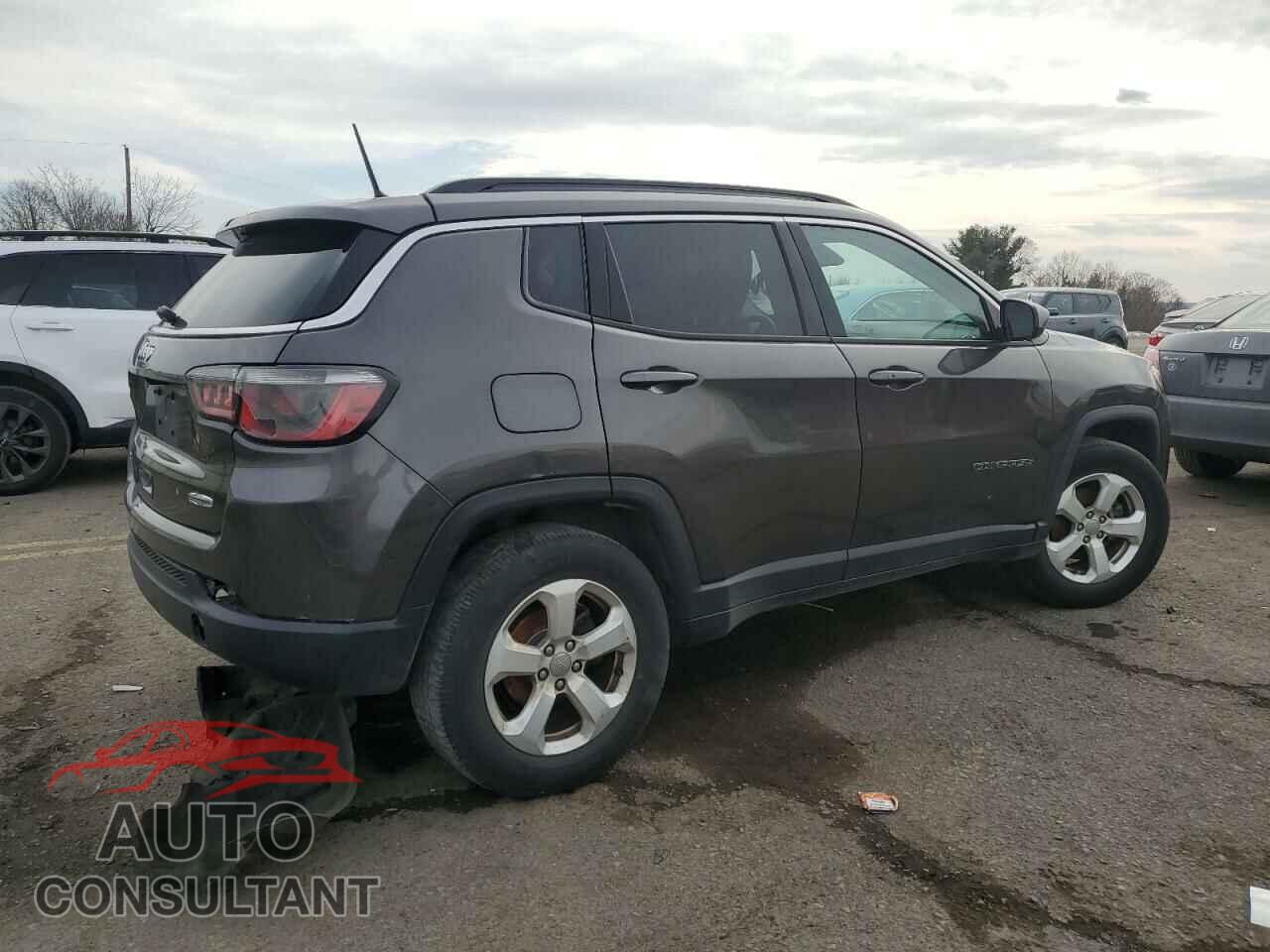 JEEP COMPASS 2018 - 3C4NJDBB5JT423122