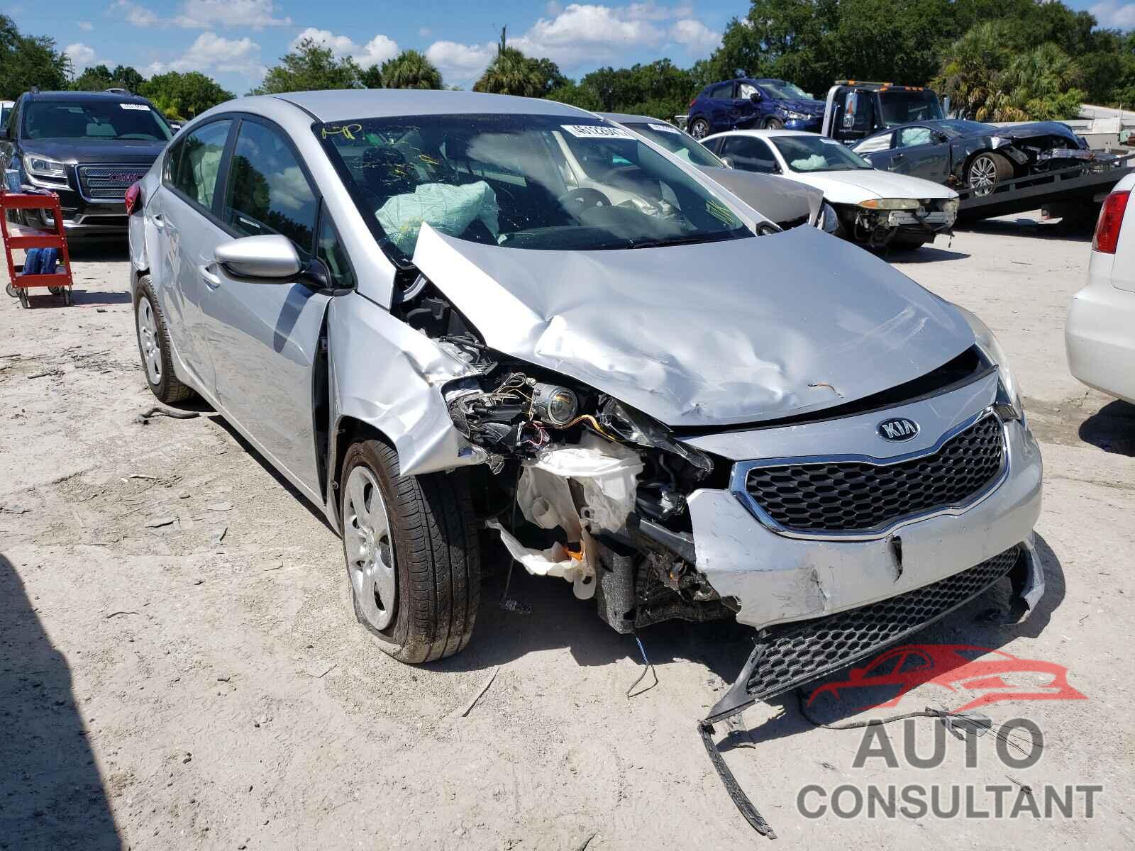 KIA FORTE 2016 - KNAFK4A60G5471977