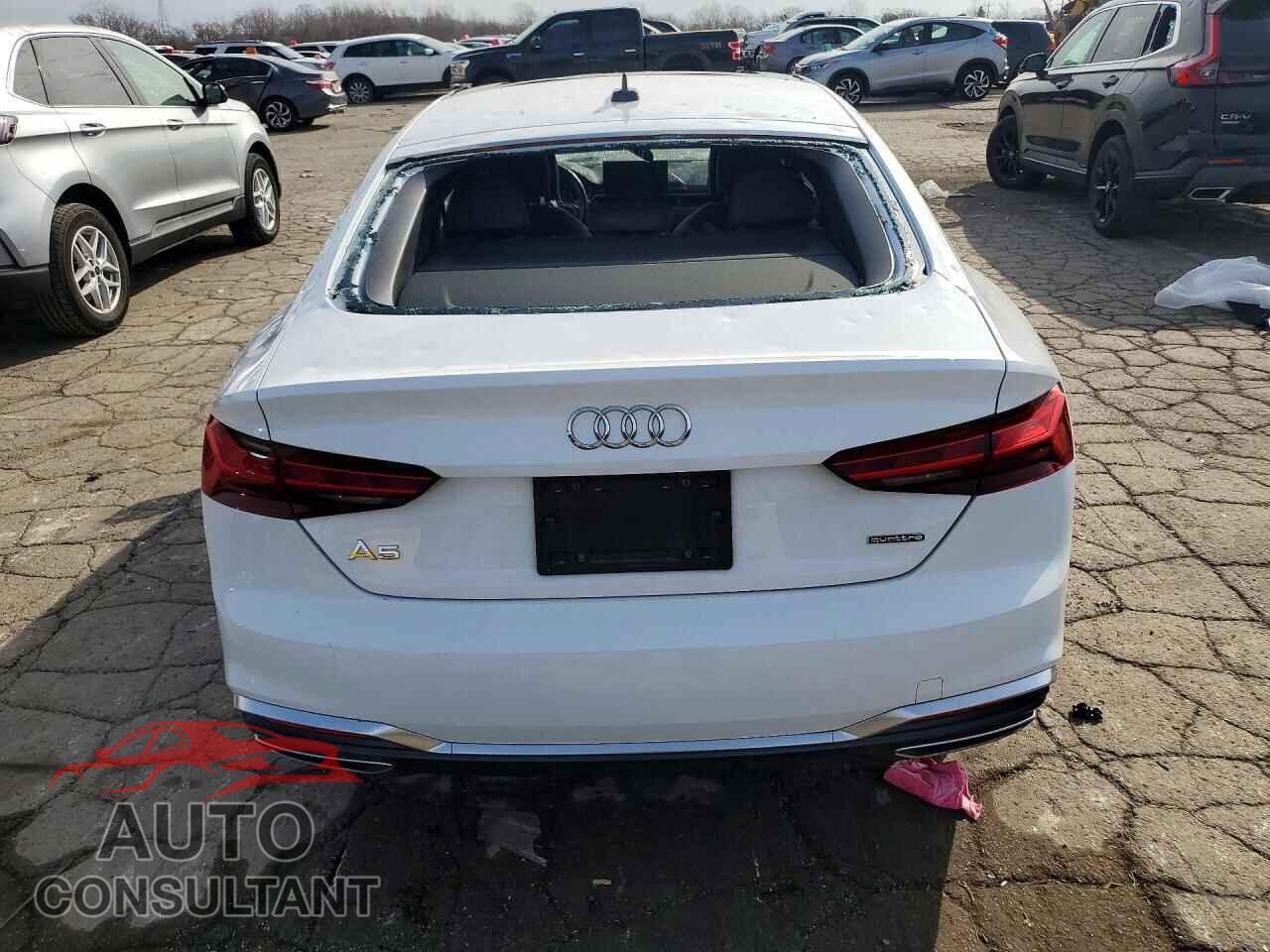 AUDI A5 2021 - WAUDACF57MA044352