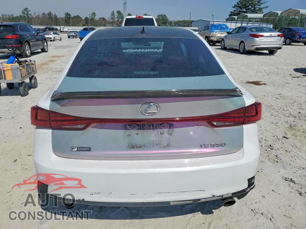 LEXUS IS 2016 - JTHBE1D21G5026100