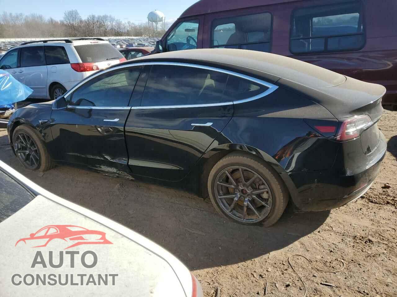 TESLA MODEL 3 2018 - 5YJ3E1EA2JF155173