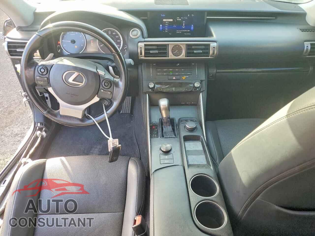 LEXUS IS 2016 - JTHBA1D28G5019446