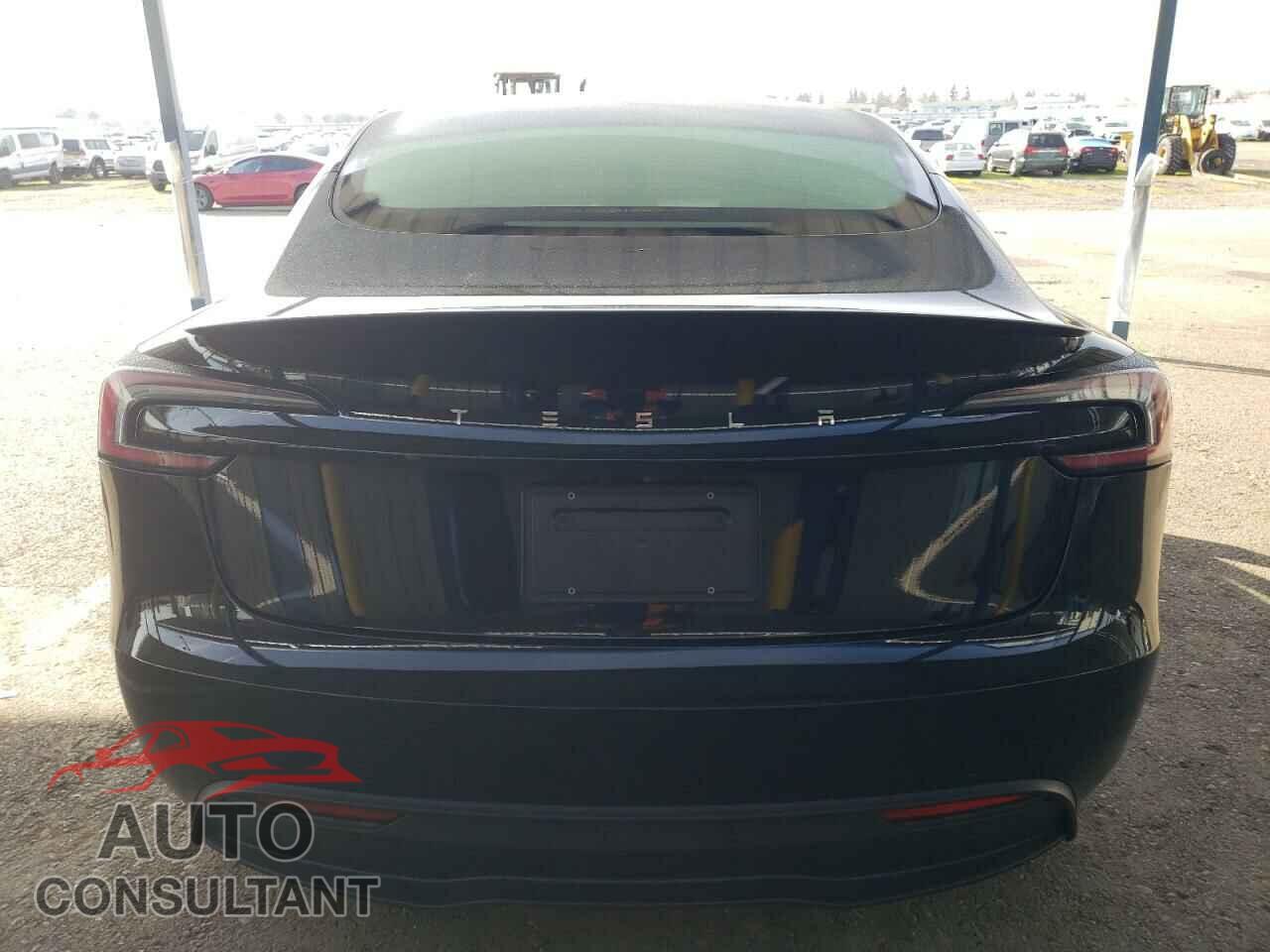 TESLA MODEL 3 2024 - 5YJ3E1EA5RF848265