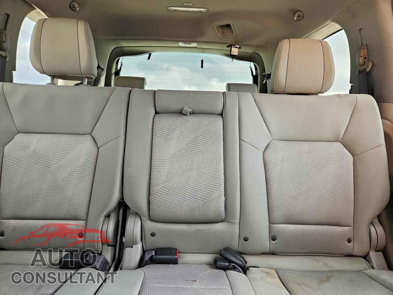 HONDA PILOT 2013 - 5FNYF3H27DB001145