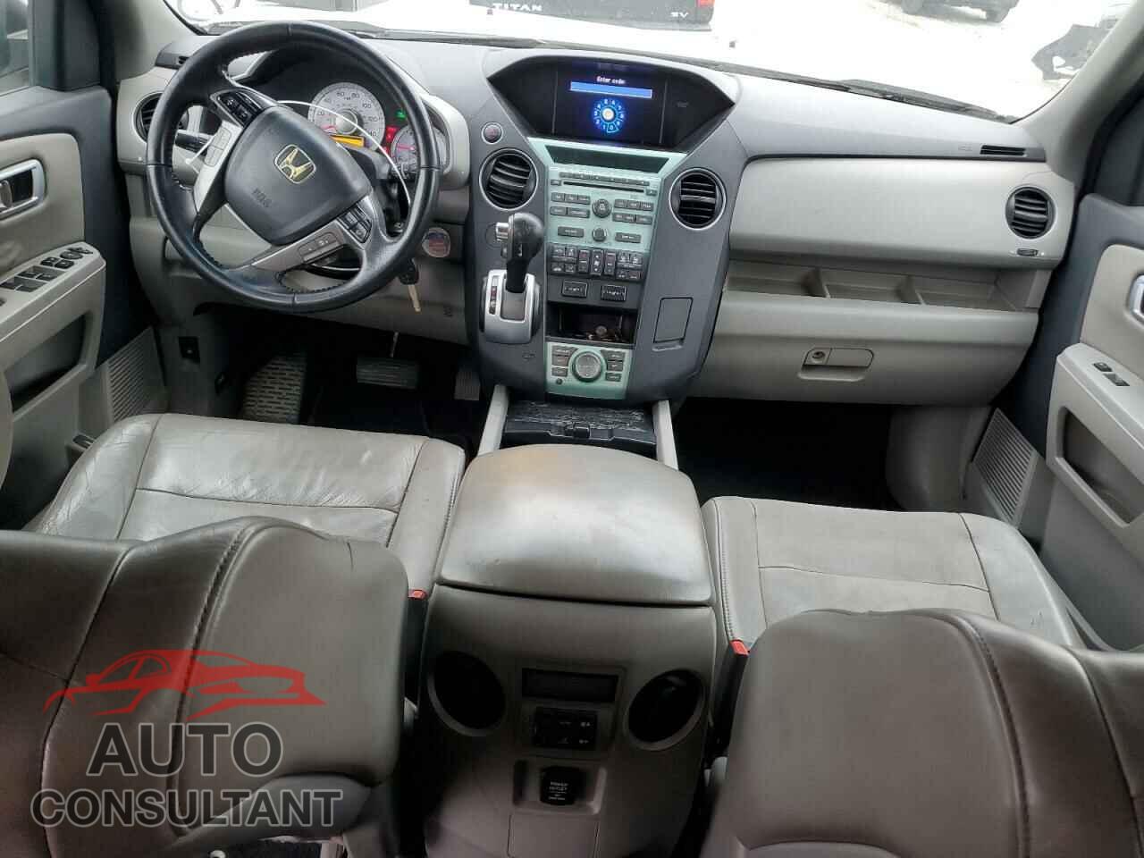 HONDA PILOT 2011 - 5FNYF3H77BB005236