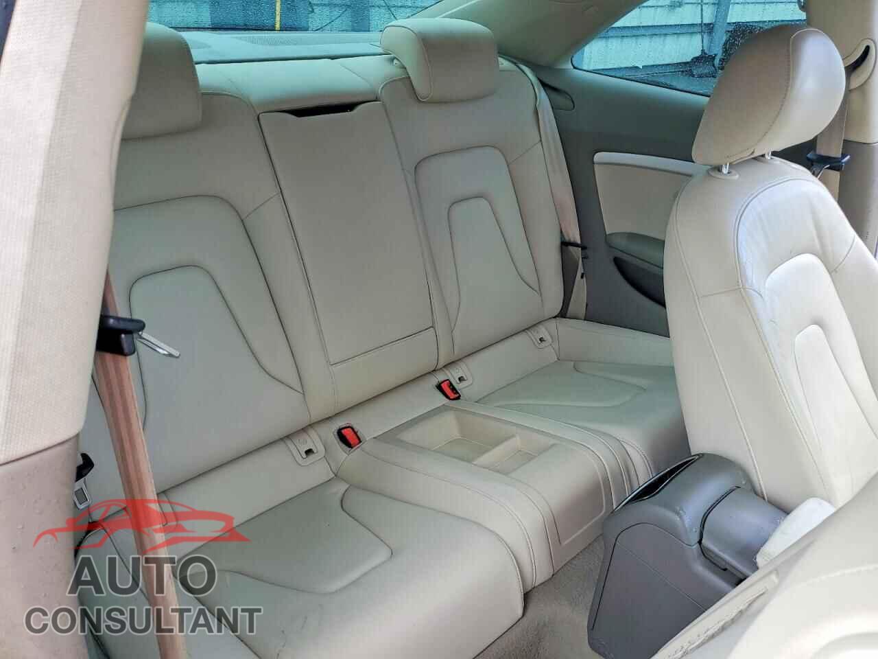 AUDI A5 2010 - WAUCFAFR9AA072623