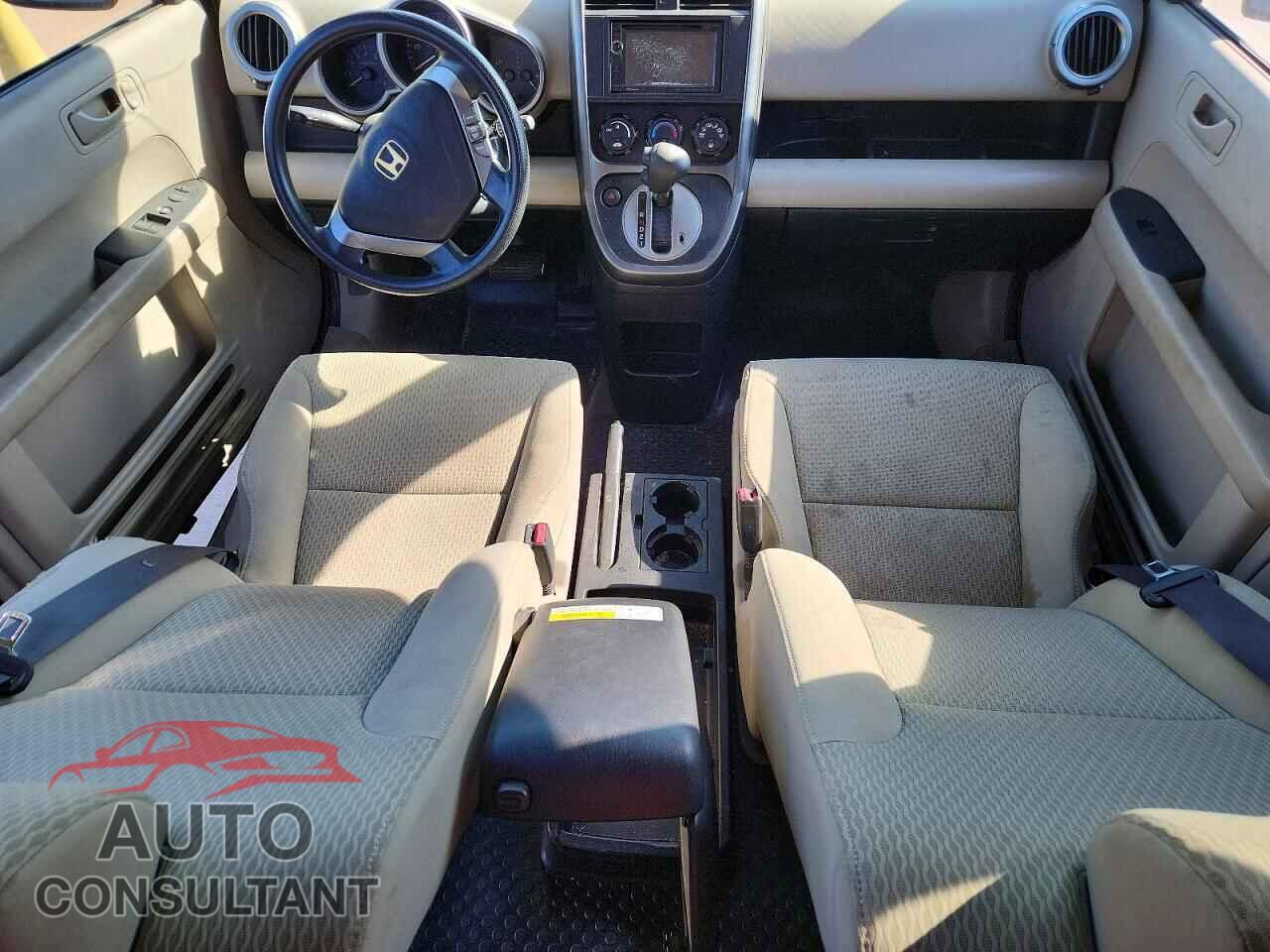 HONDA ELEMENT 2011 - 5J6YH1H31BL003033