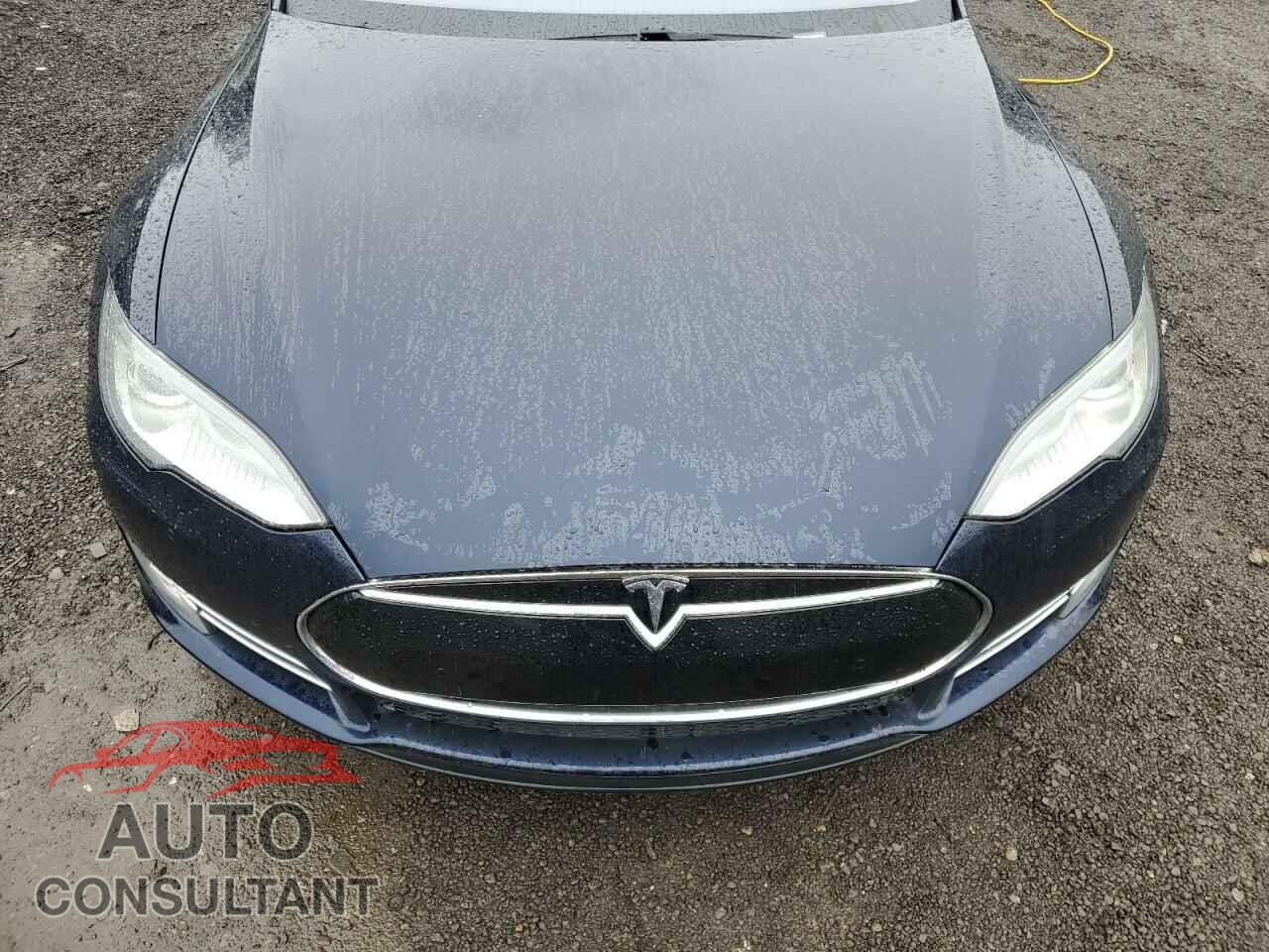 TESLA MODEL S 2013 - 5YJSA1CN7DFP22026