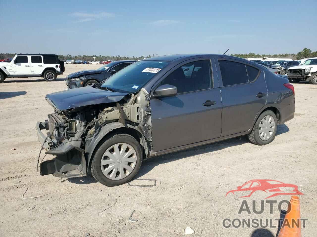 NISSAN VERSA 2018 - 3N1CN7AP6JL836292