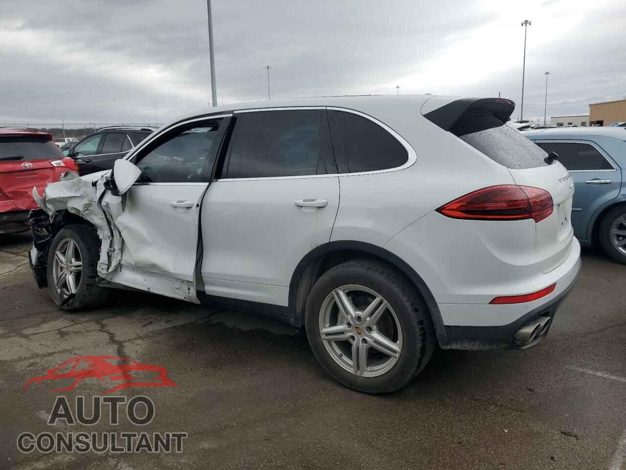 PORSCHE CAYENNE 2017 - WP1AB2A25HLA50539