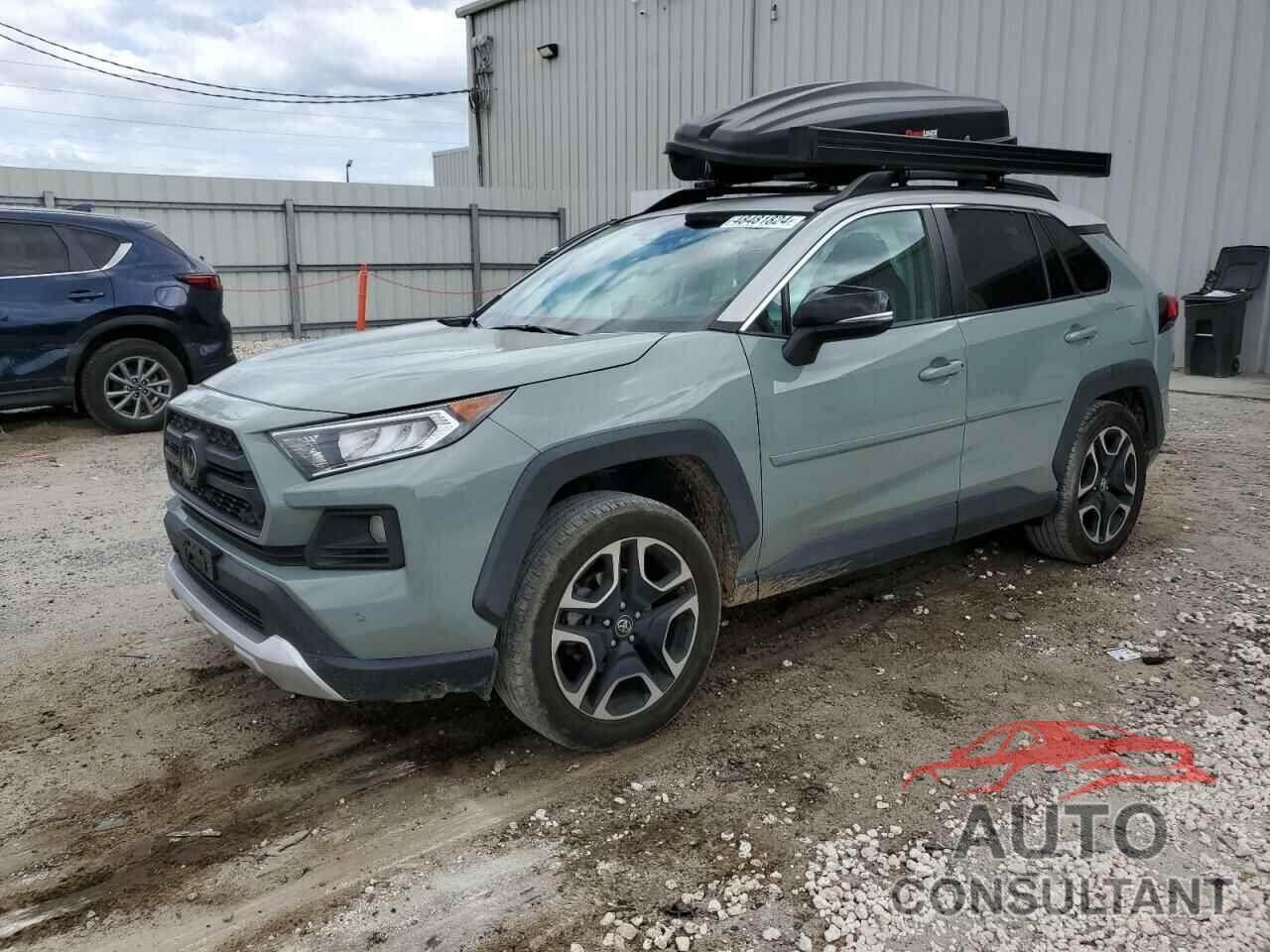 TOYOTA RAV4 2019 - 2T3J1RFV1KC030388