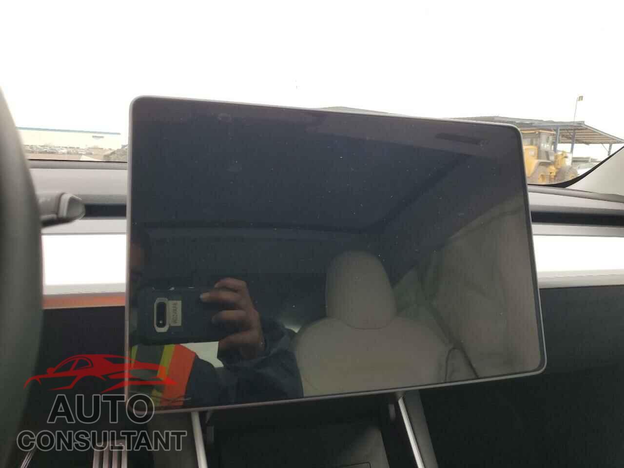 TESLA MODEL 3 2020 - 5YJ3E1EC2LF624914