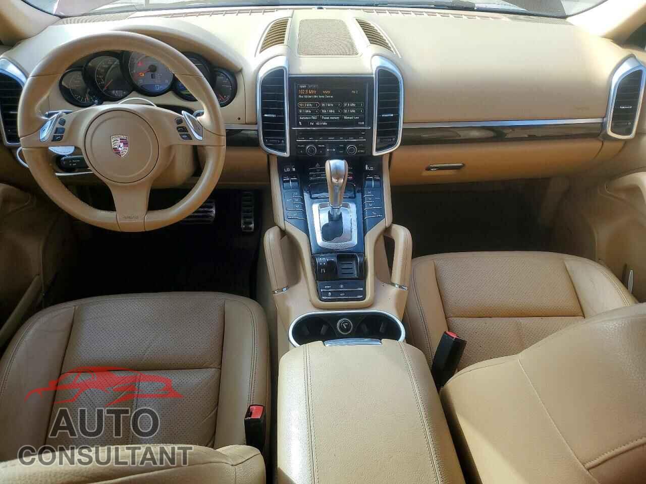 PORSCHE CAYENNE 2011 - WP1AB2A26BLA54803