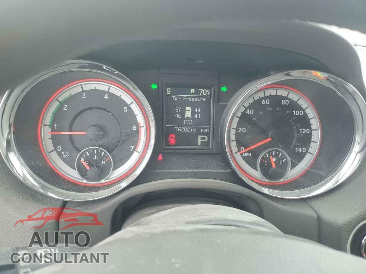 DODGE DURANGO 2012 - 1C4SDJDTXCC217582