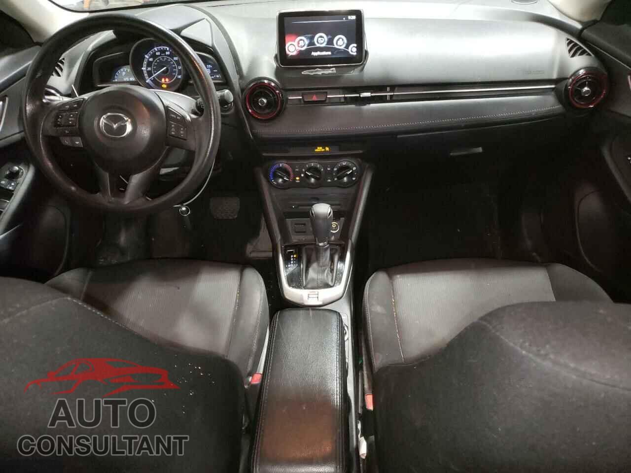 MAZDA CX-3 2017 - JM1DKFB71H0161672