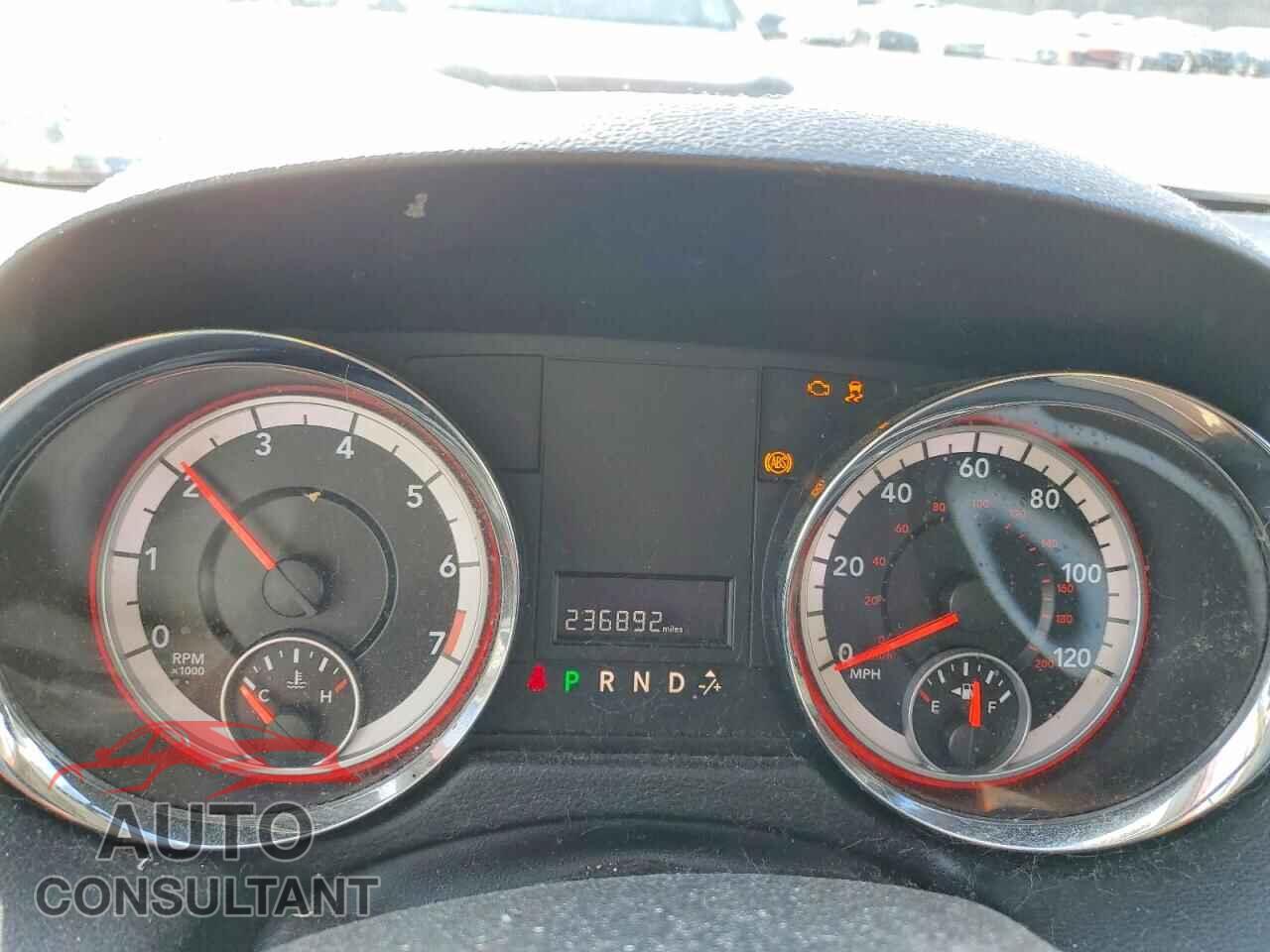 DODGE CARAVAN 2015 - 2C4RDGBG5FR551280