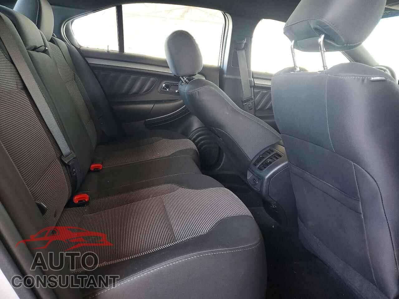 FORD TAURUS 2015 - 1FAHP2E86FG123106