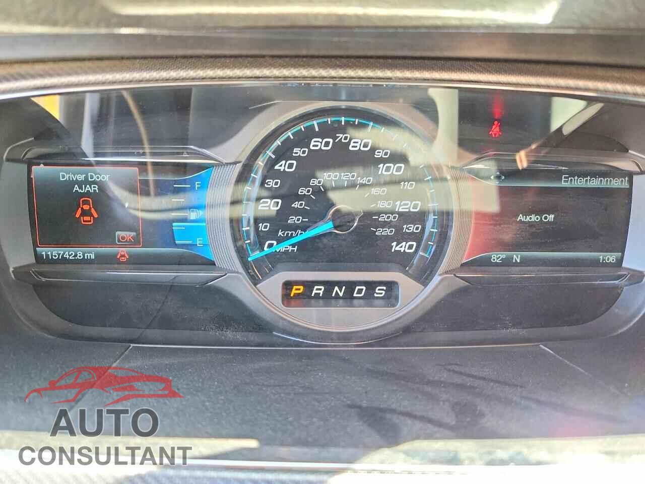 FORD TAURUS 2019 - 1FAHP2KT3KG116441