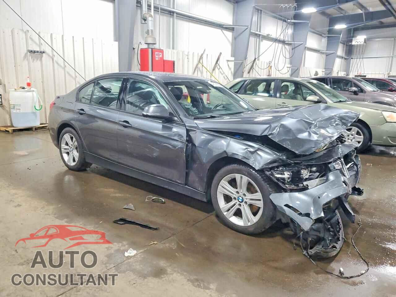 BMW 3 SERIES 2016 - WBA8E3G55GNU05496