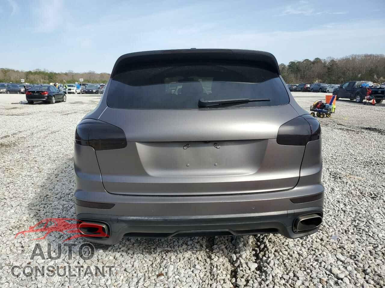 PORSCHE CAYENNE 2017 - WP1AA2A2XHKA89815