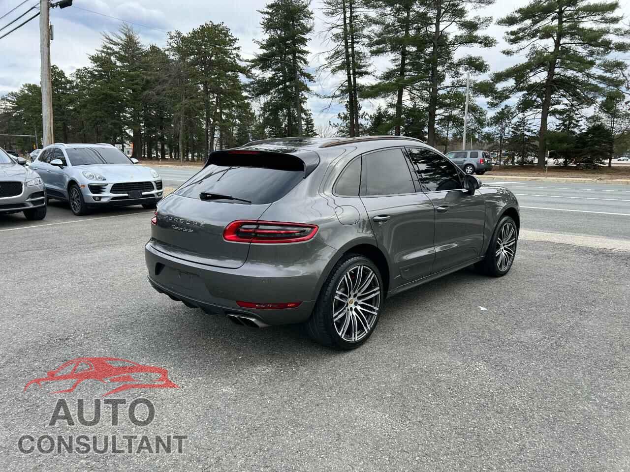 PORSCHE MACAN 2016 - WP1AF2A55GLB92287